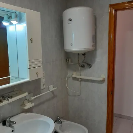 Apartment In Center, 600 Meters From Playa Cura *